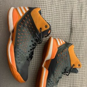 Men’s Adidas Basketball Shoed